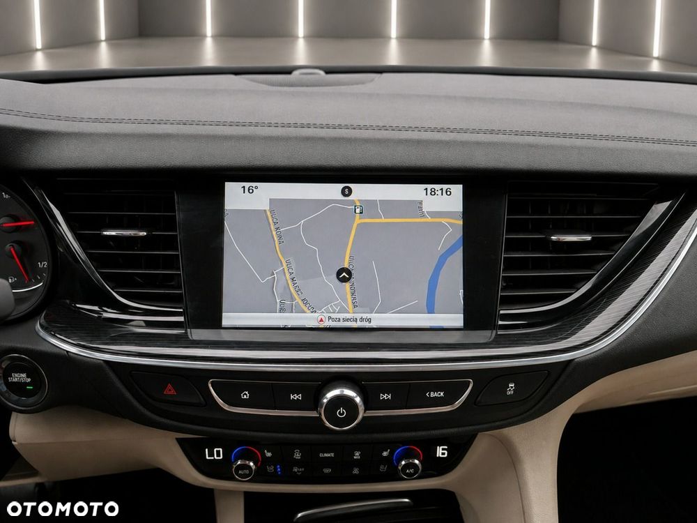 Opel Insignia - 16