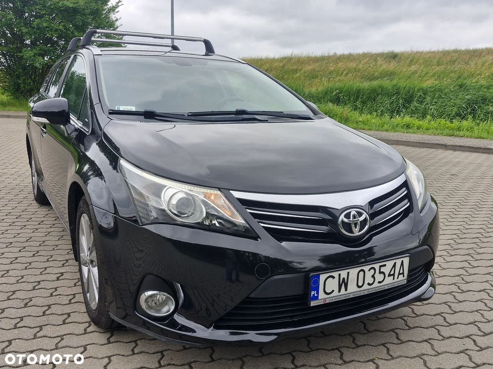 Toyota Avensis 1.8 Active - 9