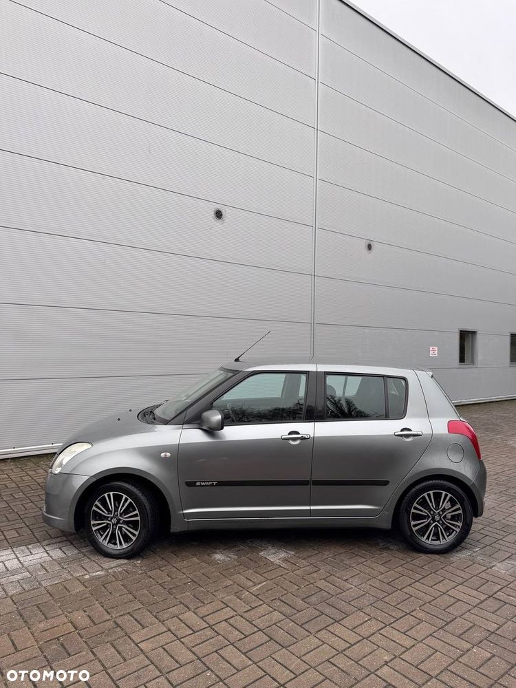 Suzuki Swift - 7