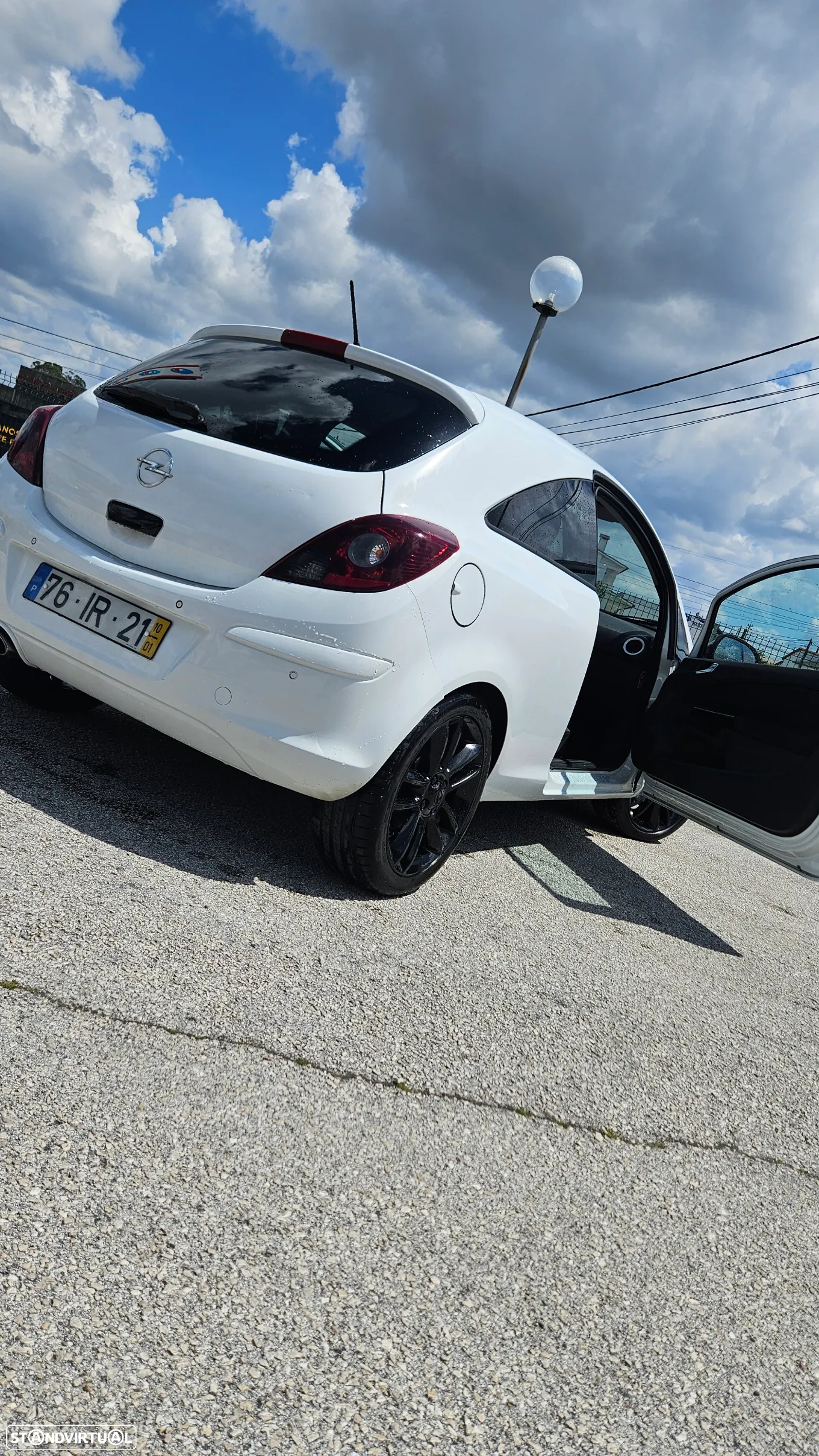Opel Corsa 1.3 CDTi Black Edition ecoFLEX - 4