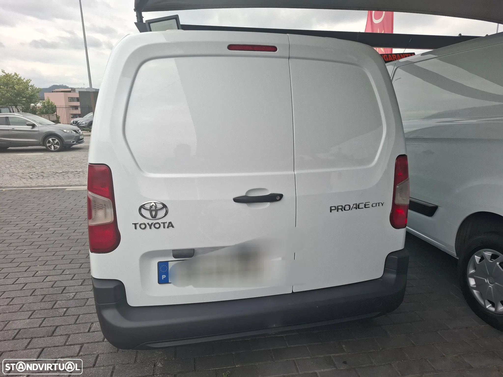 Toyota PROACE CITY 3LUGARES - 16