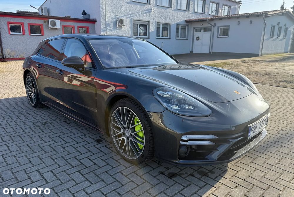 Porsche Panamera Turbo S E-Hybrid - 3