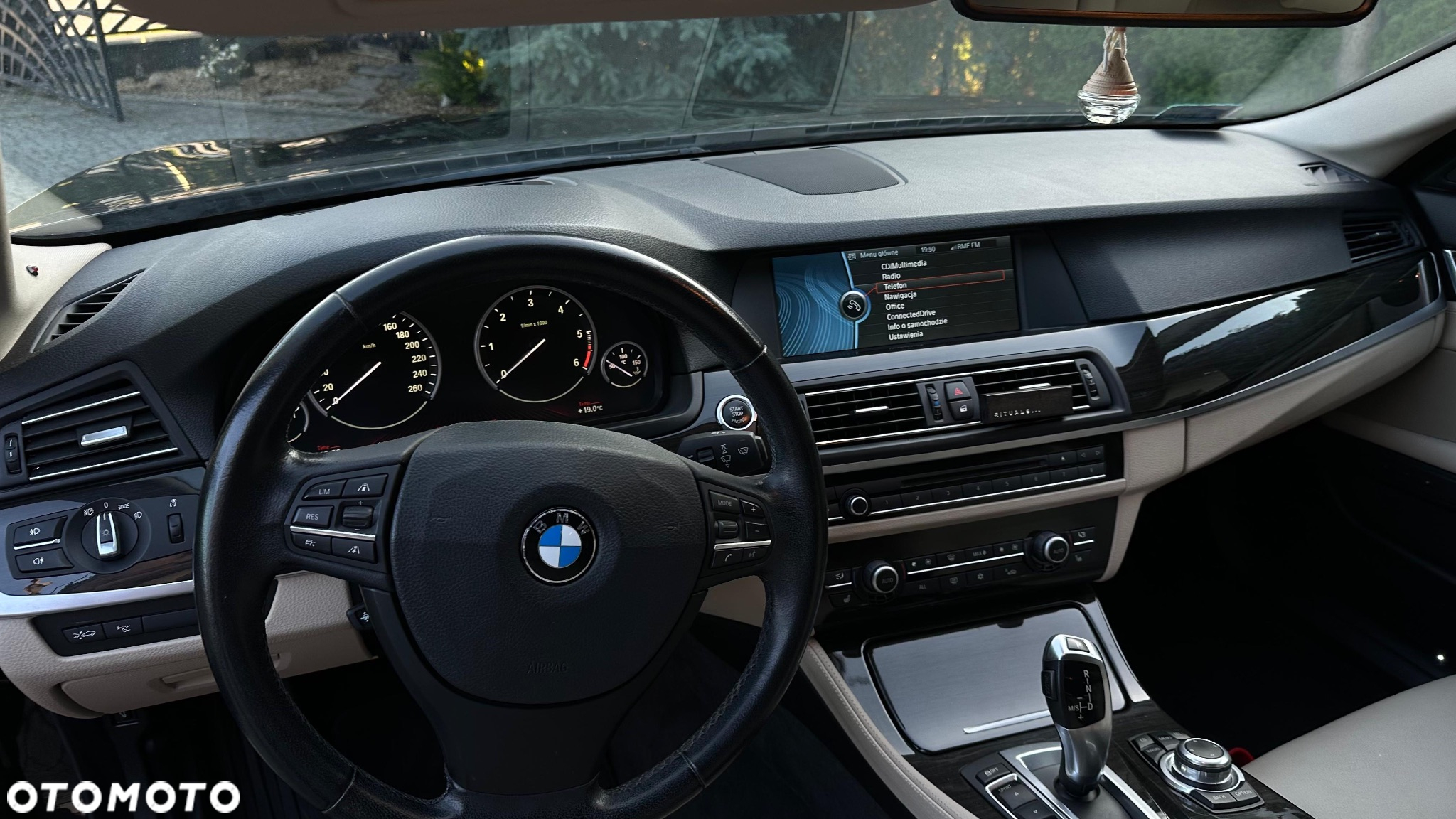 BMW Seria 5 530d xDrive - 9