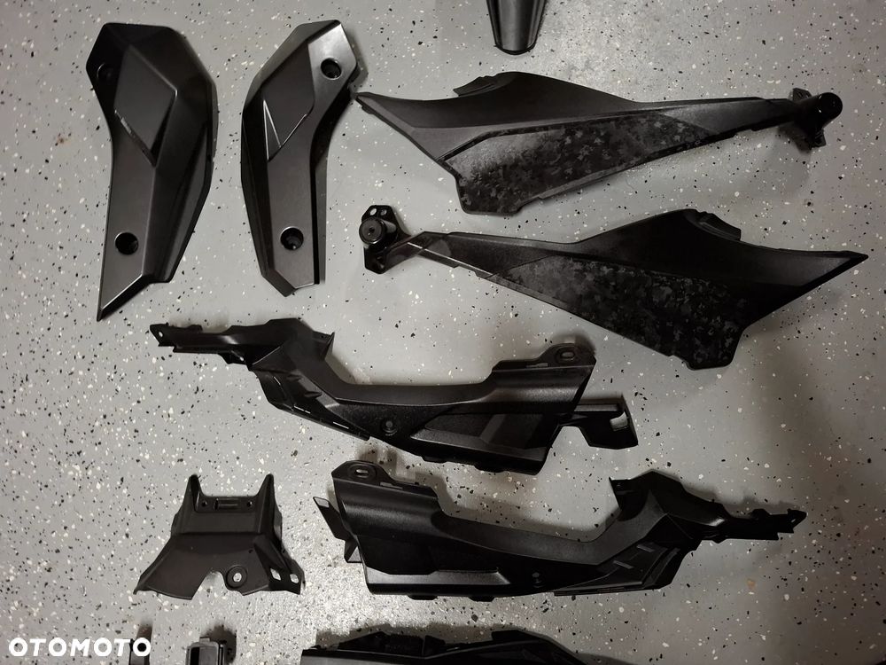 Suzuki GSXS 1000 950 gsx-s owiewka wypełnienie boczek ogon zadupek - 3