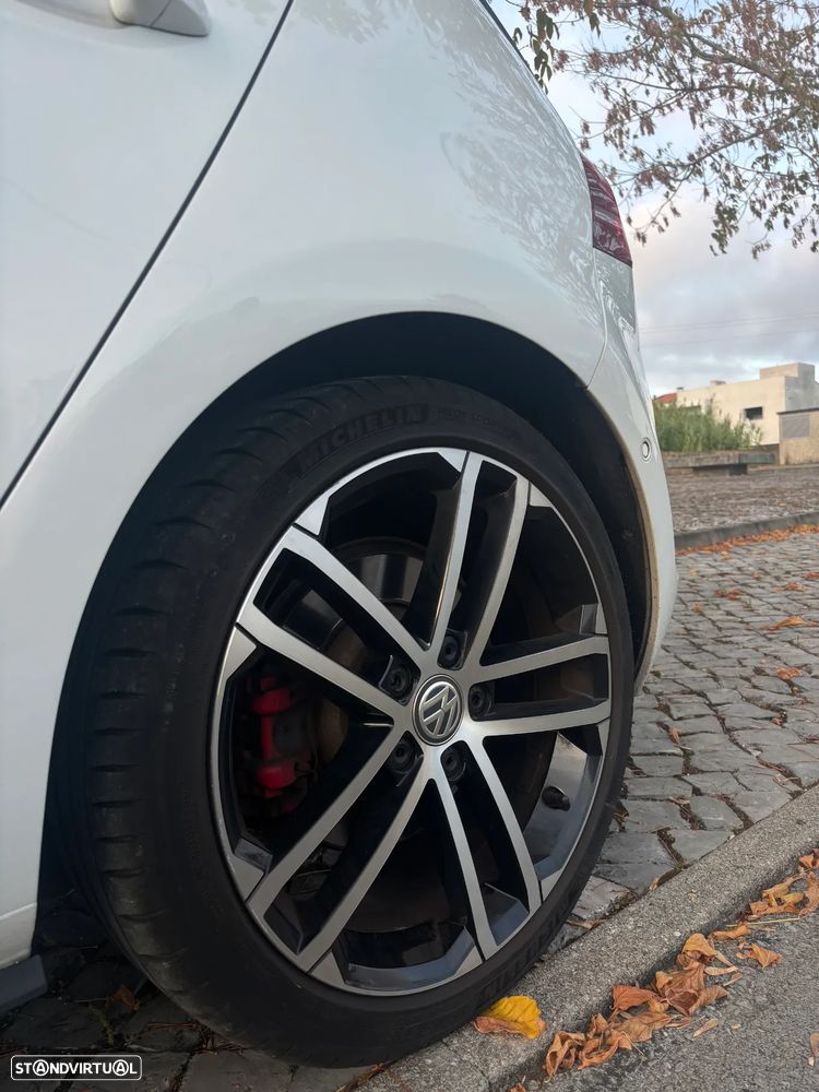 VW Golf 2.0 TDi GTD - 19