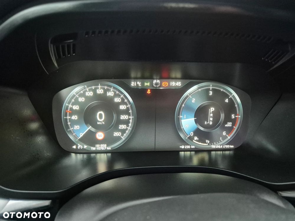Volvo XC 60 D4 AWD Momentum - 13