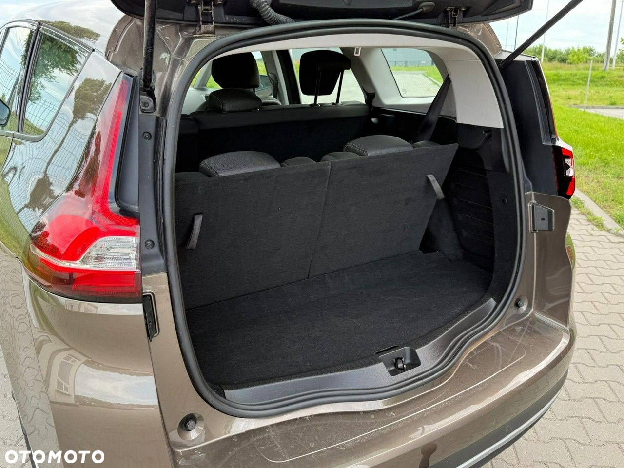Renault Grand Scenic ENERGY TCe 115 LIMITED - 13