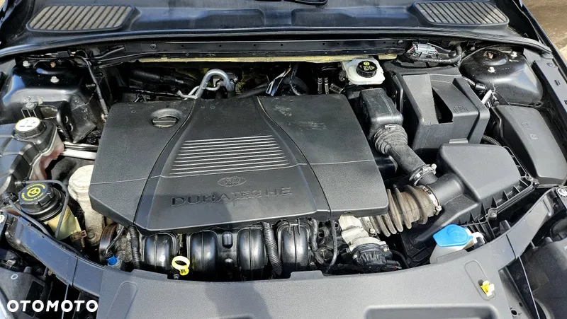 Ford Mondeo 2.0 Ghia - 24