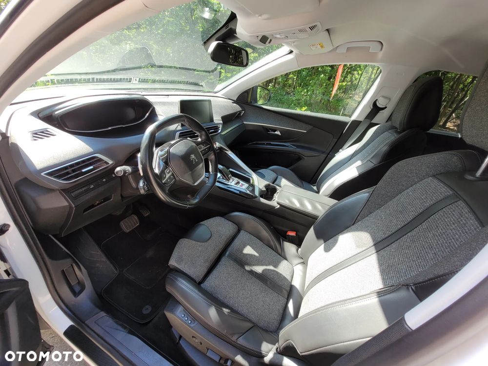 Peugeot 5008 1.5 BlueHDi Allure S&S EAT8 - 6