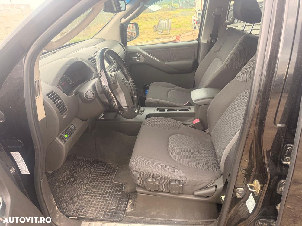 Nissan Navara 2.5 dCi Double Cab LE - 7