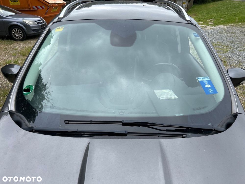 Ford Kuga - 34