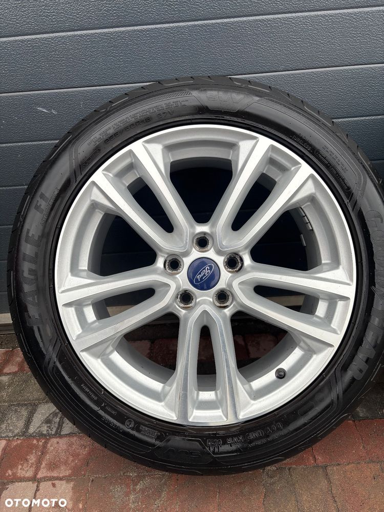 Alufelgi z Oponami Ford 5x108 7.5Jx18 ET 52.5 235/50/18 CJ5C-M1B F0053 - 3