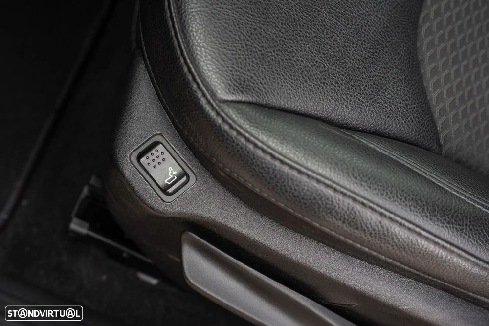 Jeep Compass 1.3 T4 4xe Auto Limited - 26