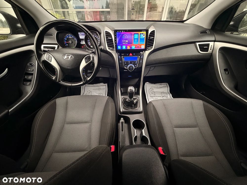 Hyundai i30 - 12