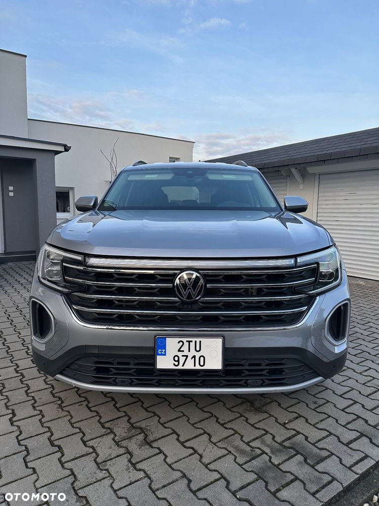 Volkswagen Atlas - 1