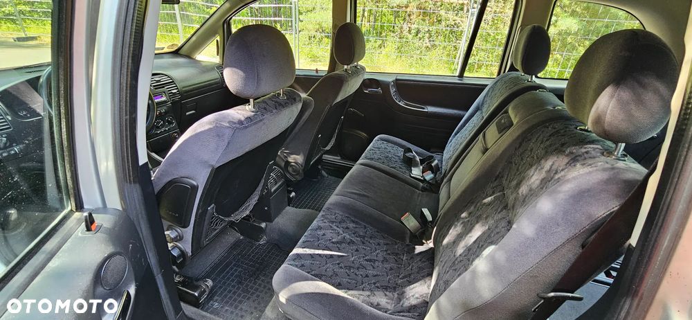 Opel Zafira 2.0 DTI Comfort - 9