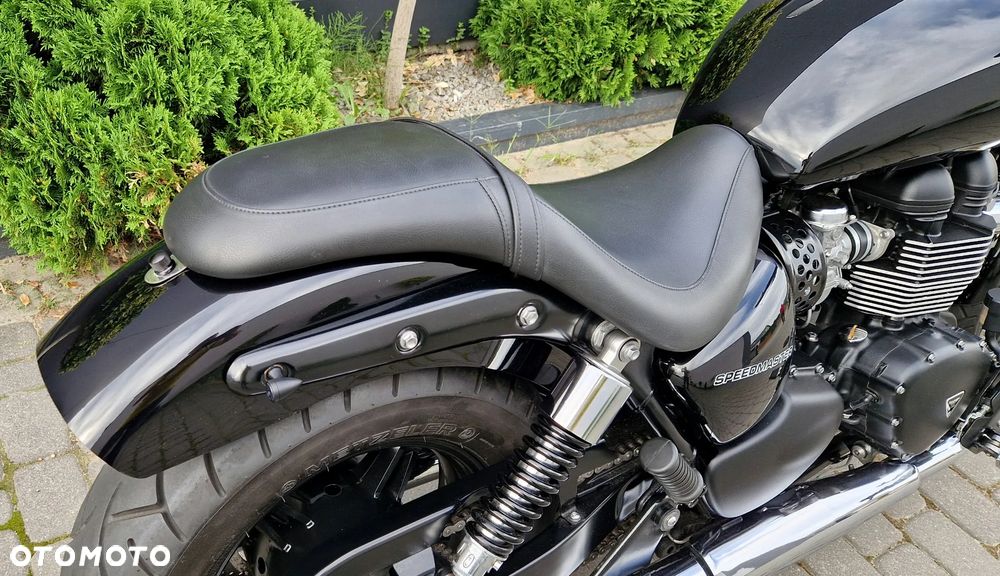 Triumph Speedmaster - 24