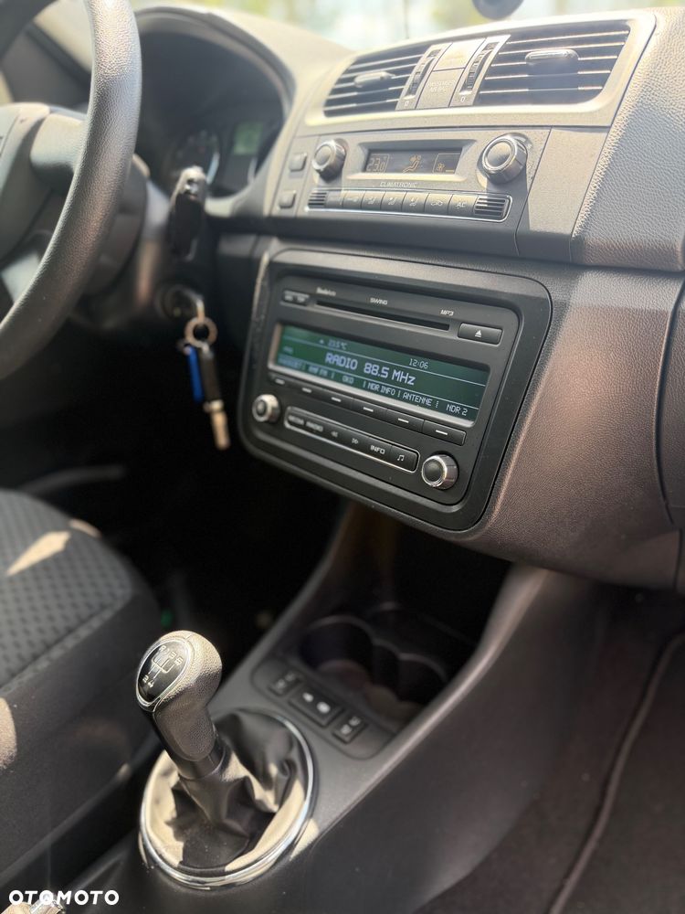 Skoda Roomster 1.2 TSI Style PLUS EDITION - 27