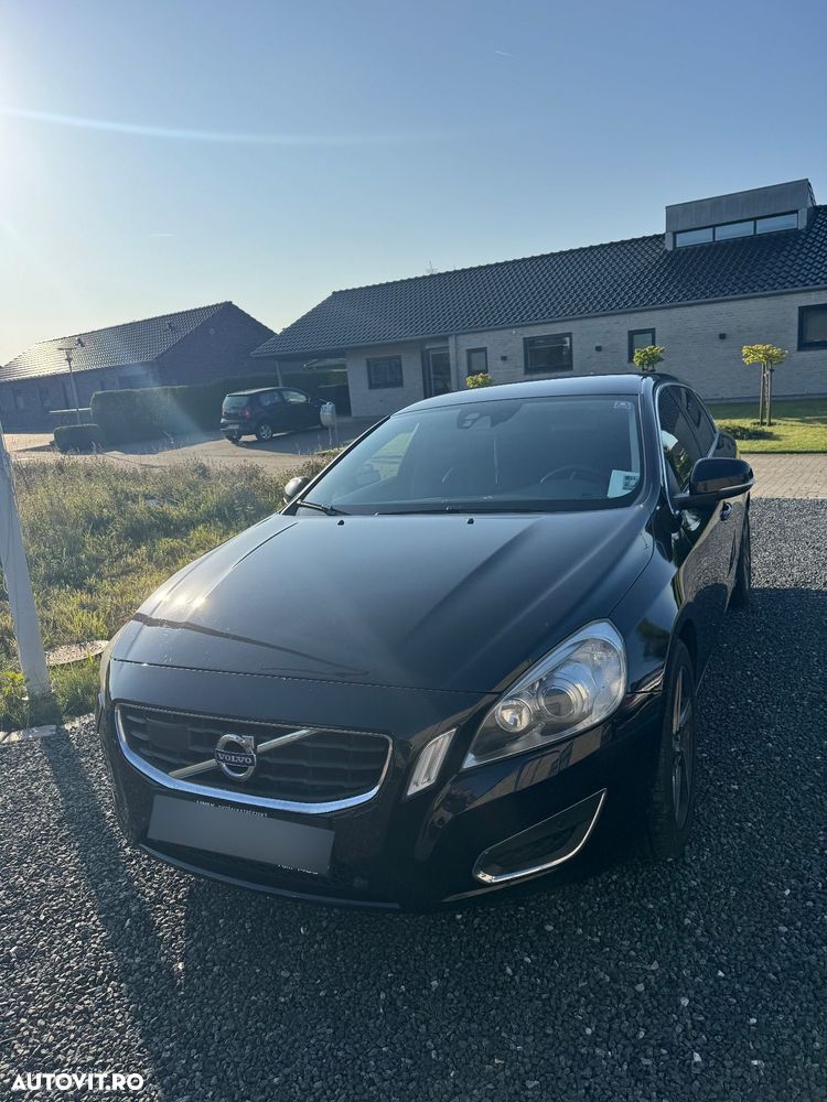 Volvo V60 D5 Geartronic Summum - 16
