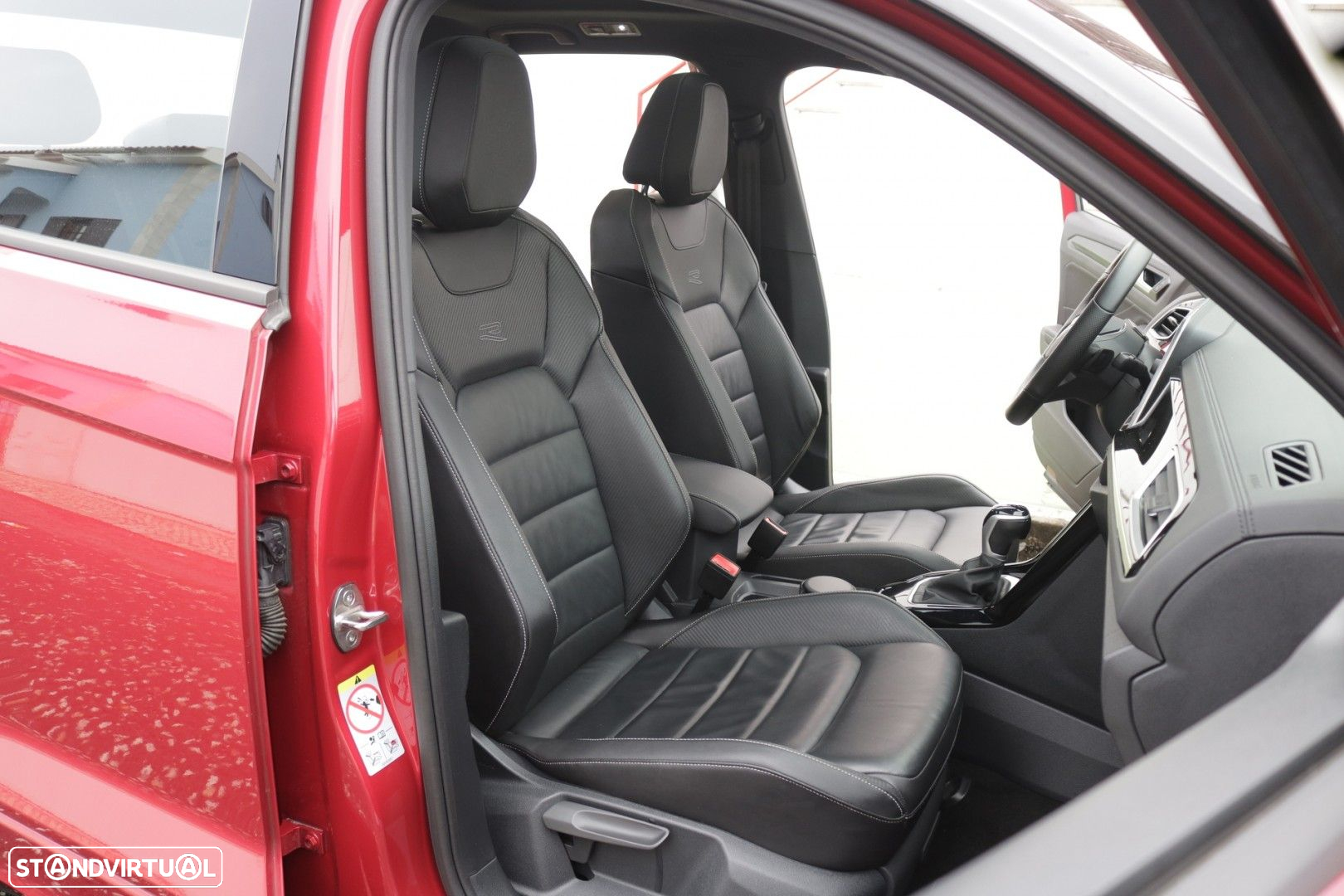 VW T-Roc 2.0 TDI R-Line DSG - 27