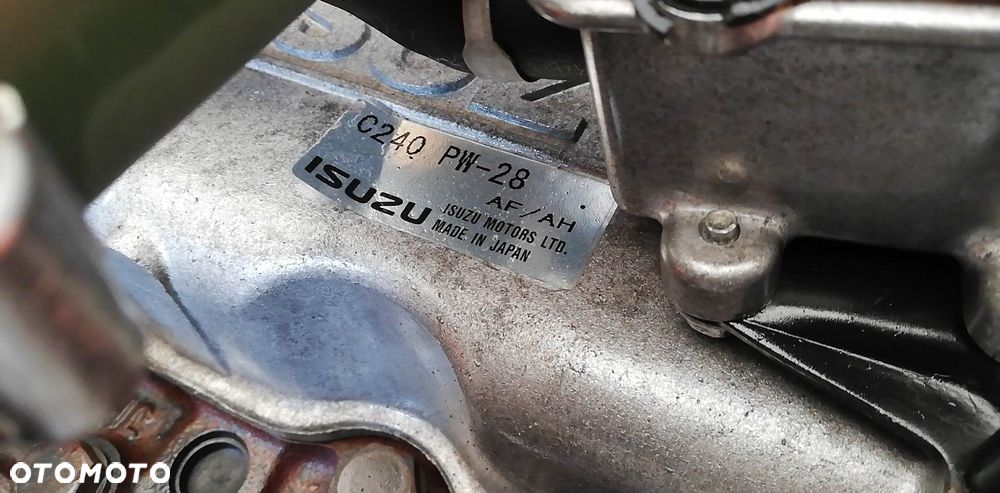 SILNIK ISUZU C240 54 kW 2,4L 14000 zł netto - 12
