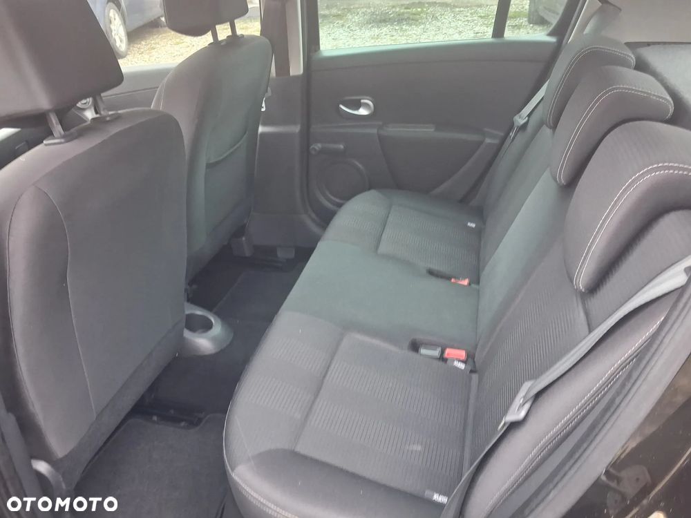 Renault Clio 1.2 16V 75 TomTom Edition - 12