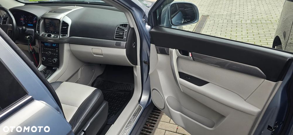 Chevrolet Captiva - 13