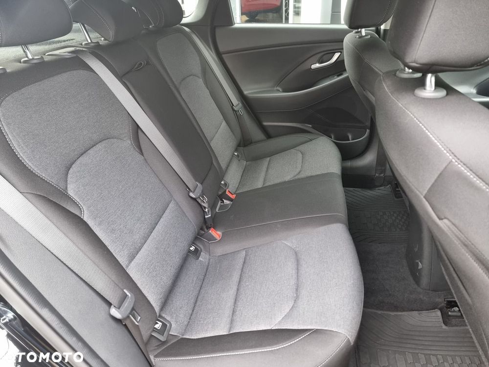 Hyundai i30 1.5 DPI Smart - 22