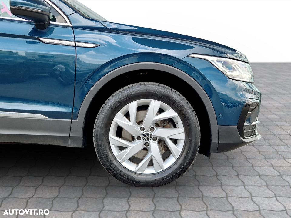 Volkswagen Tiguan 2.0 TDI SCR 4MOTION DSG R-Line - 12