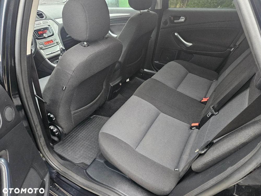 Ford Mondeo SW 1.6 Ti-VCT Ambiente - 11
