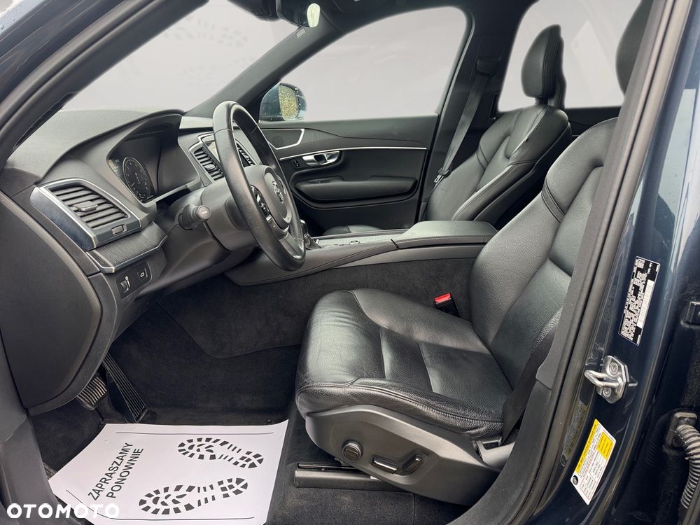 Volvo XC 90 T6 AWD Geartronic Momentum - 4