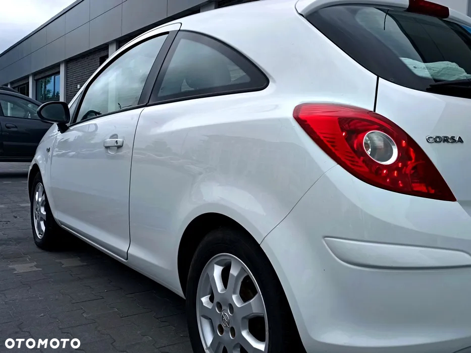 Opel Corsa 1.2 16V (ecoFLEX) Color Edition - 14