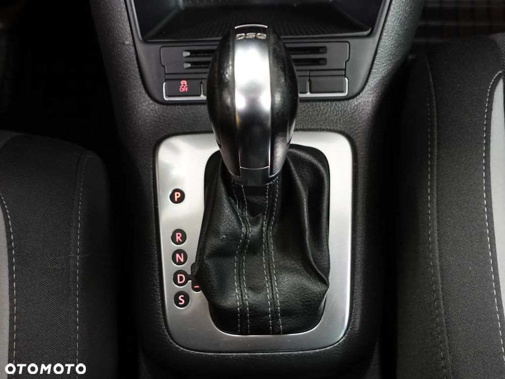 Volkswagen Golf Plus 1.2 TSI DSG Life - 33
