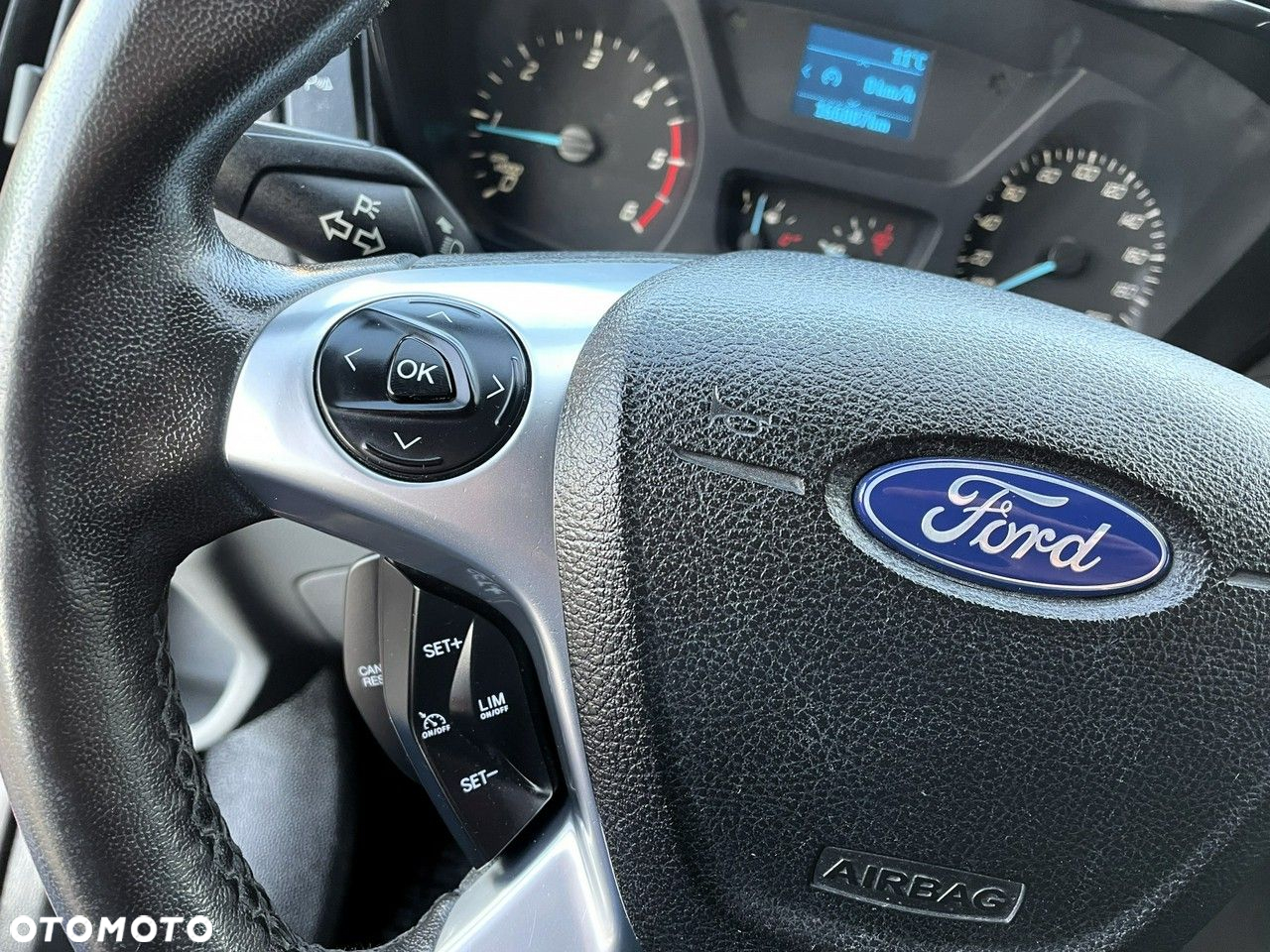 Ford Transit - 19