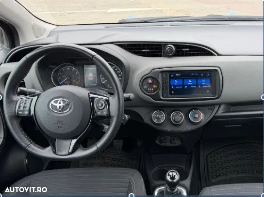 Toyota Yaris 1.5 L VVT-iE Active - 7