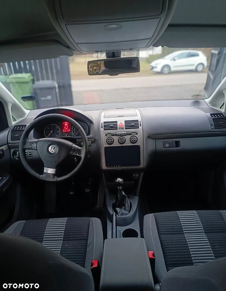 Volkswagen Touran 1.9 TDI - 16