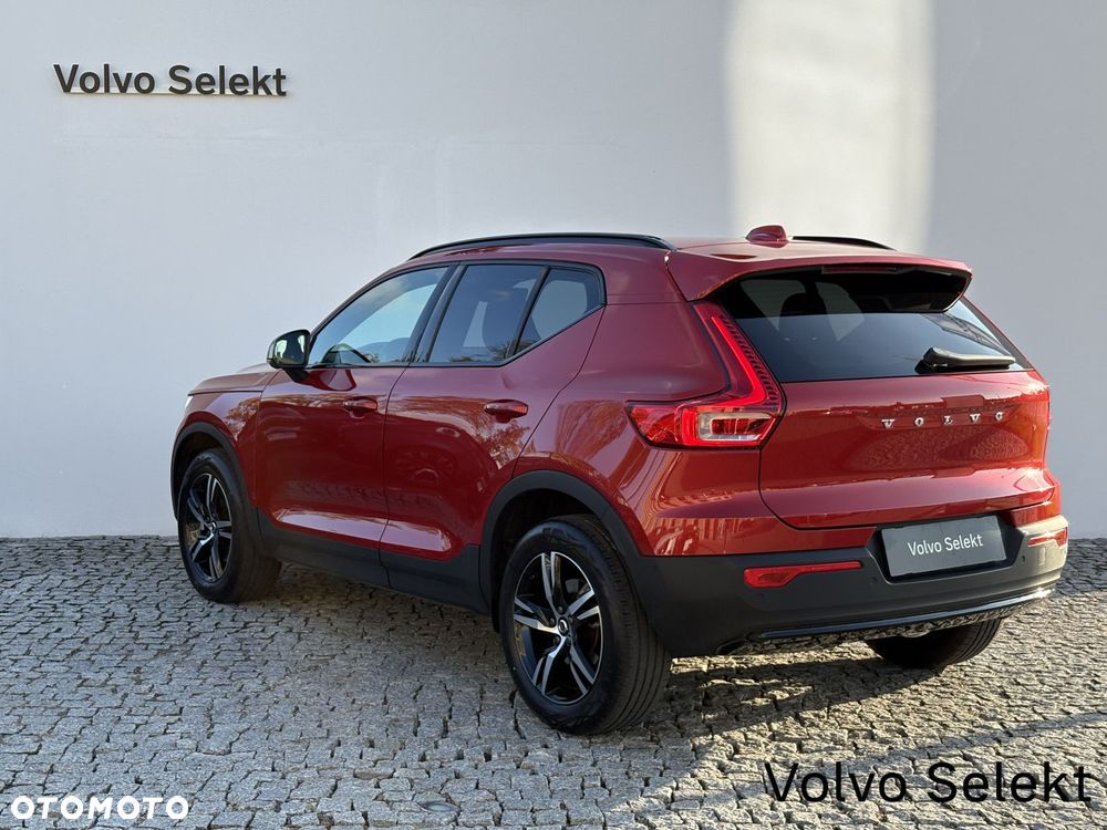 Volvo XC 40 2024