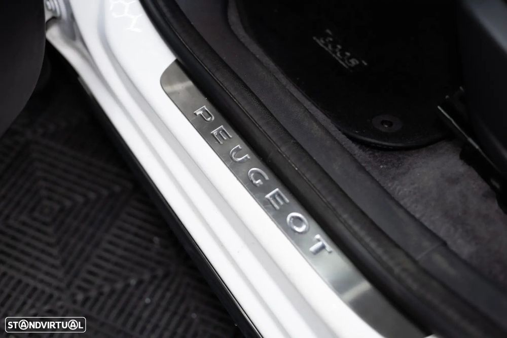 Peugeot 3008 1.6 e-HDi Allure 2-Tronic - 42