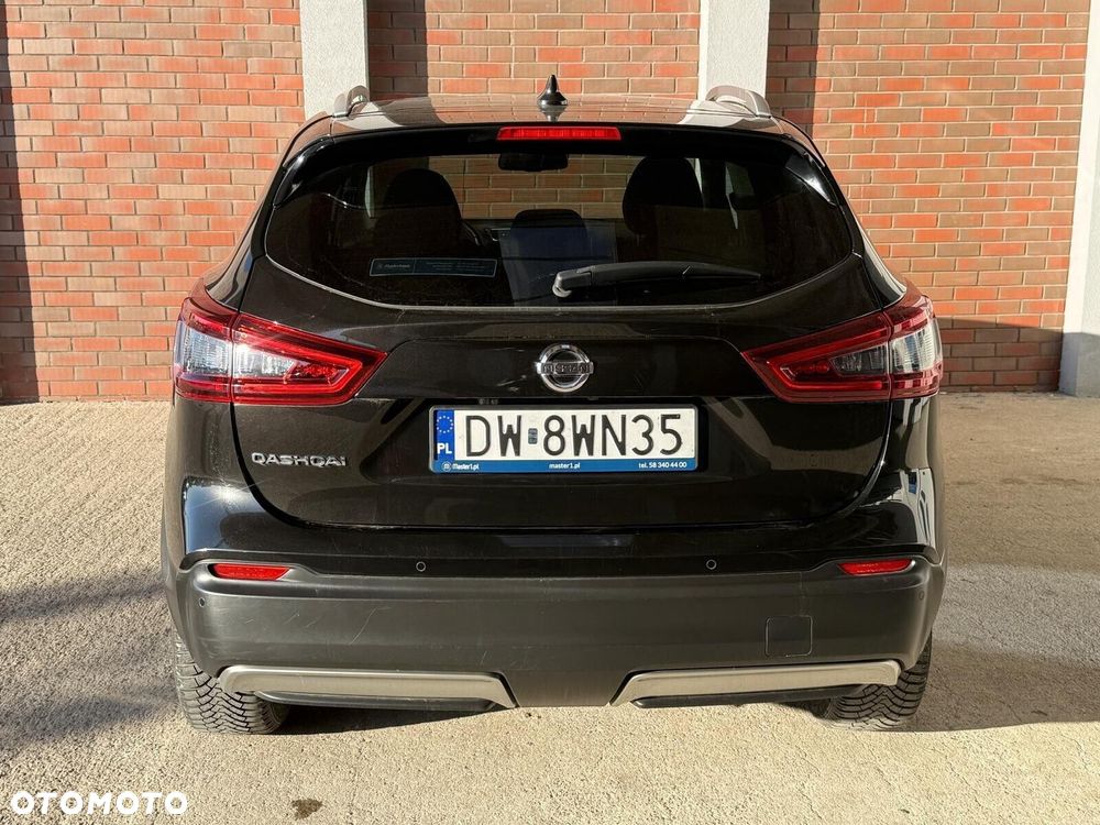 Nissan Qashqai 1.3 DIG-T N-Connecta DCT - 5