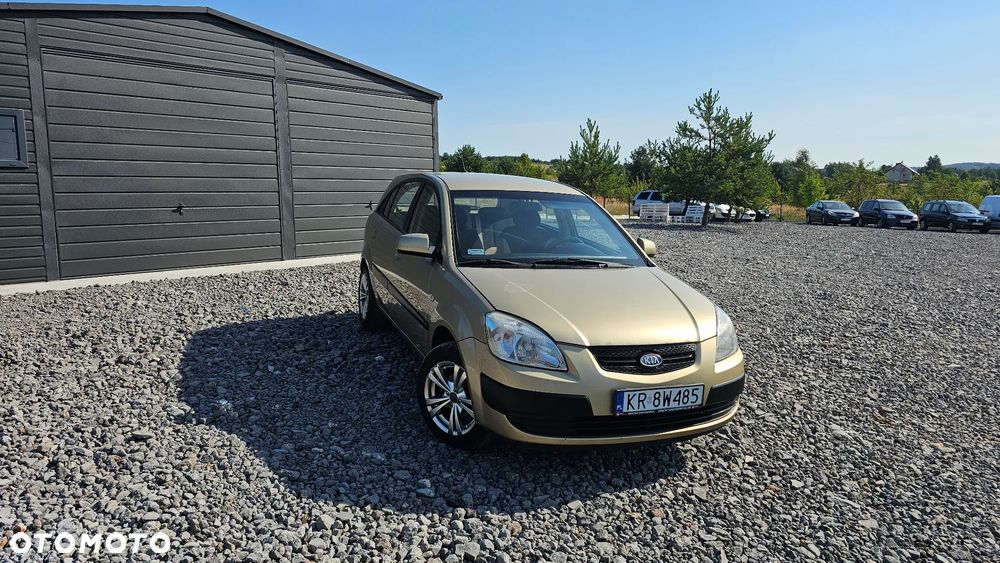 Kia Rio 1.5 CRDi Family + - 10