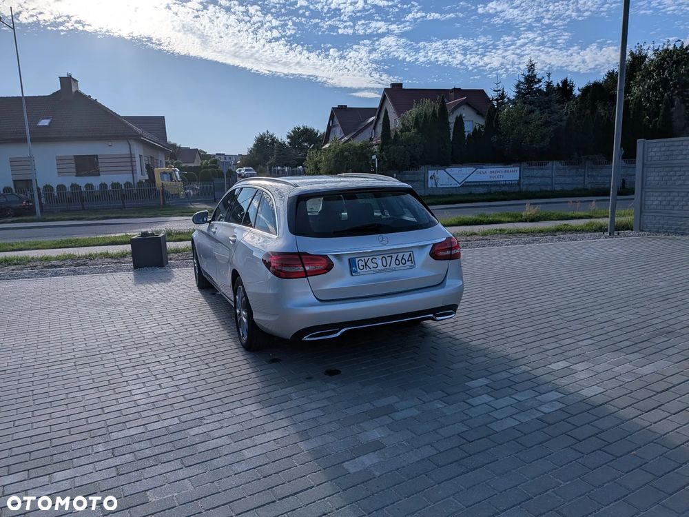 Mercedes-Benz Klasa C 200 Avantgarde - 4
