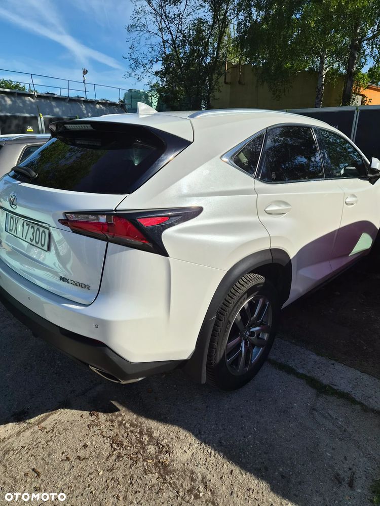 Lexus NX 200t Comfort AWD - 8