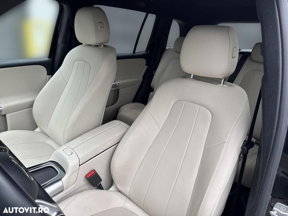 Mercedes-Benz GLB - 15