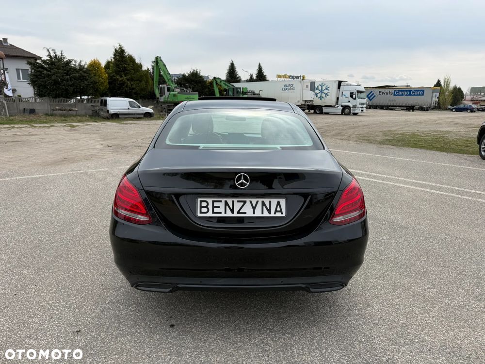 Mercedes-Benz Klasa C 180 7G-TRONIC Exclusive - 36