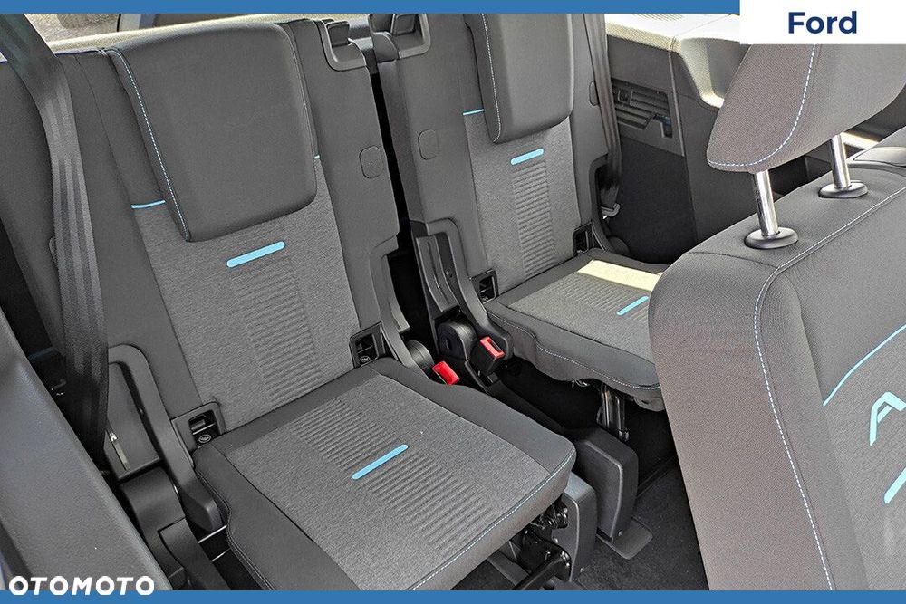 Ford Tourneo Connect - 10