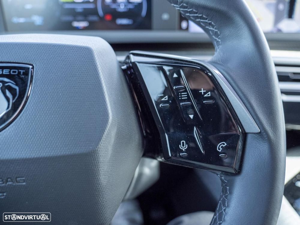 Peugeot E-5008 73 kWh Allure - 32