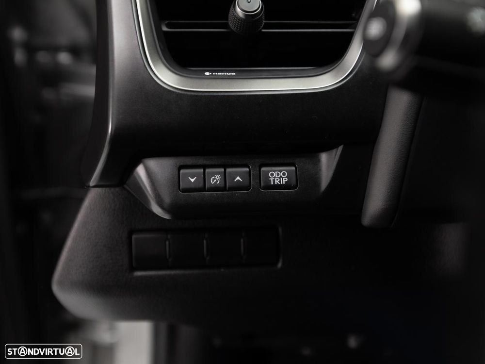 Lexus UX 250h Business - 14