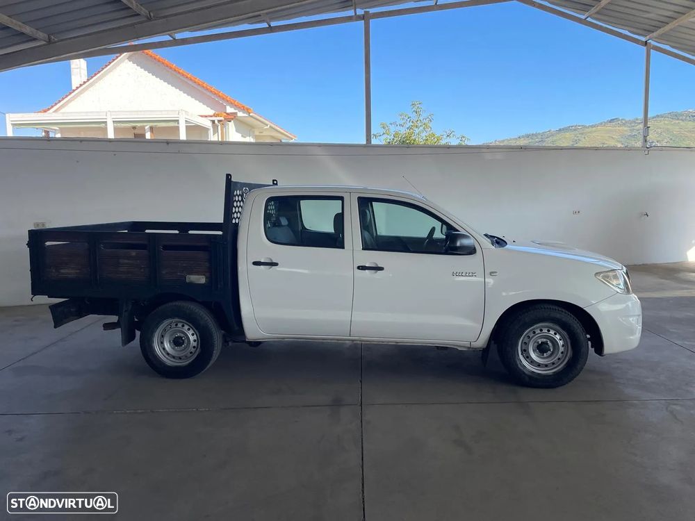 Toyota Hilux 2.5 D-4D 2WD CD - 6