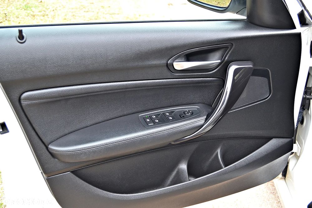 BMW Seria 1 120d xDrive Sport Line - 25