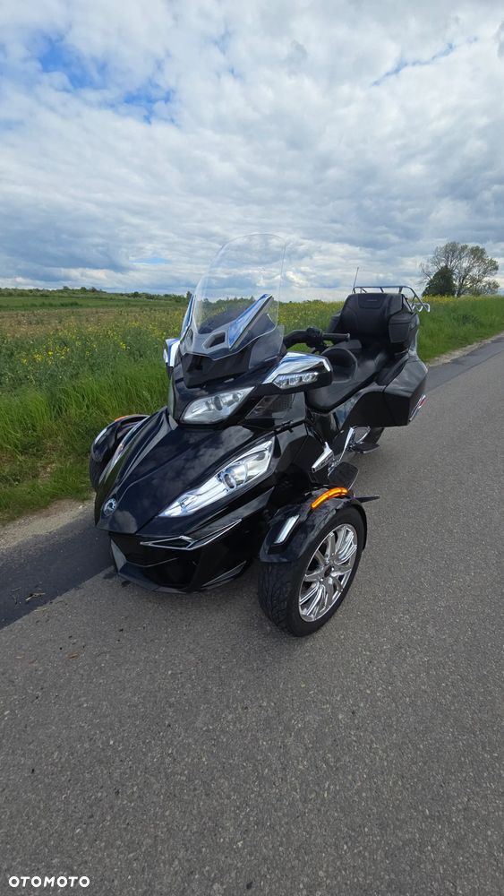 Can-Am Spyder - 31